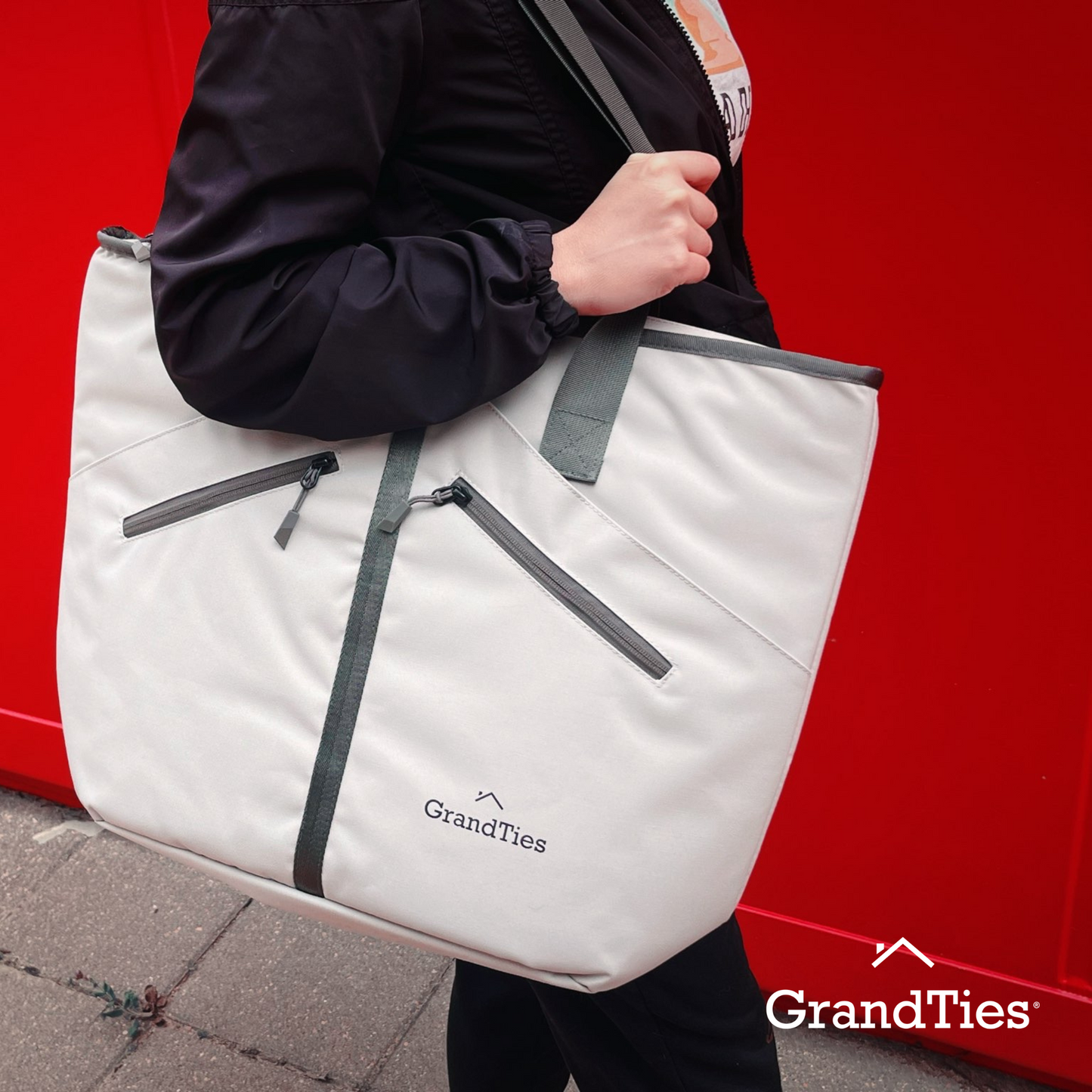 GRANDTIES グランタイズポータブルソフトクーラーバッグ【30L】